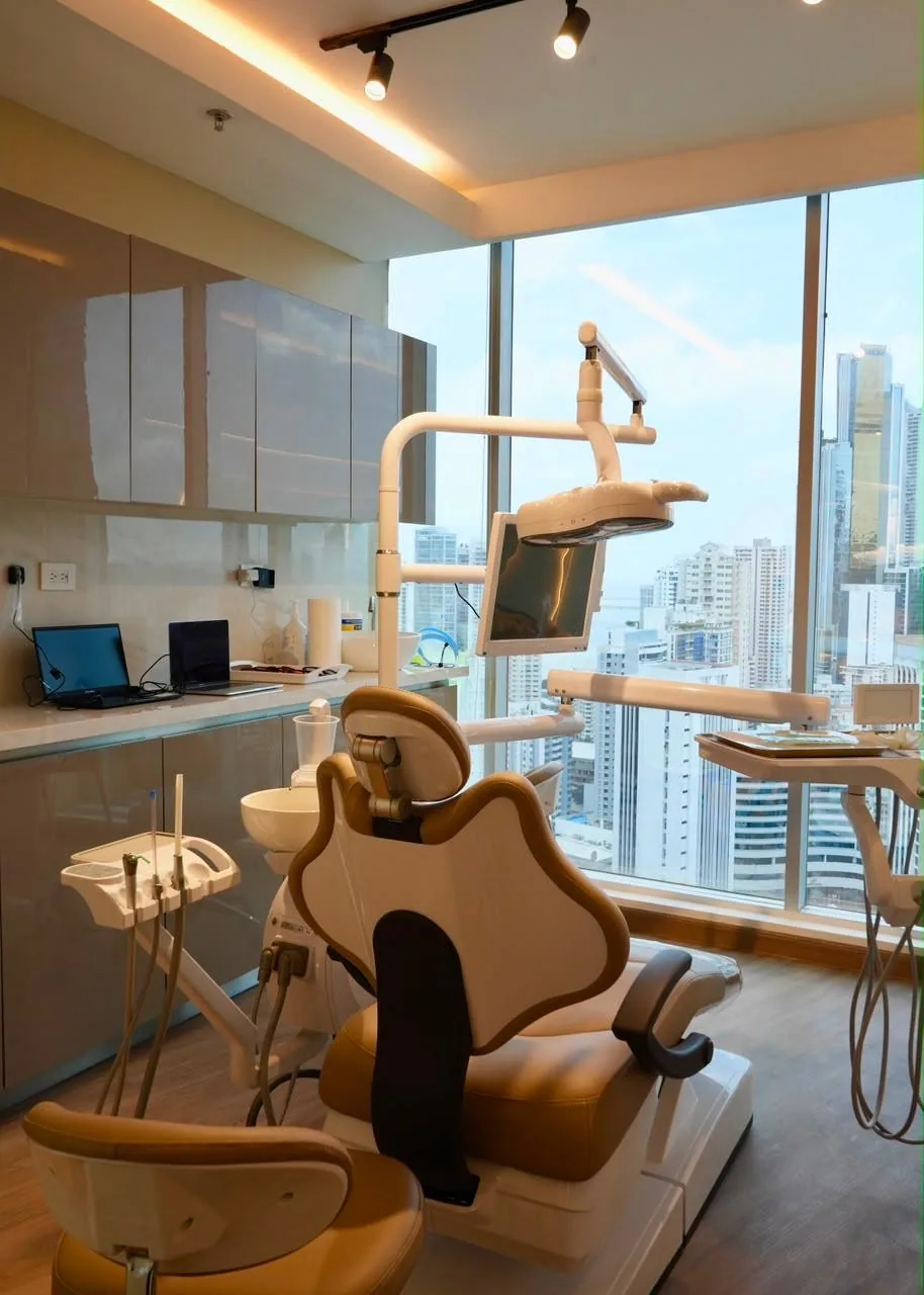 Treatment room with a view of Panama City