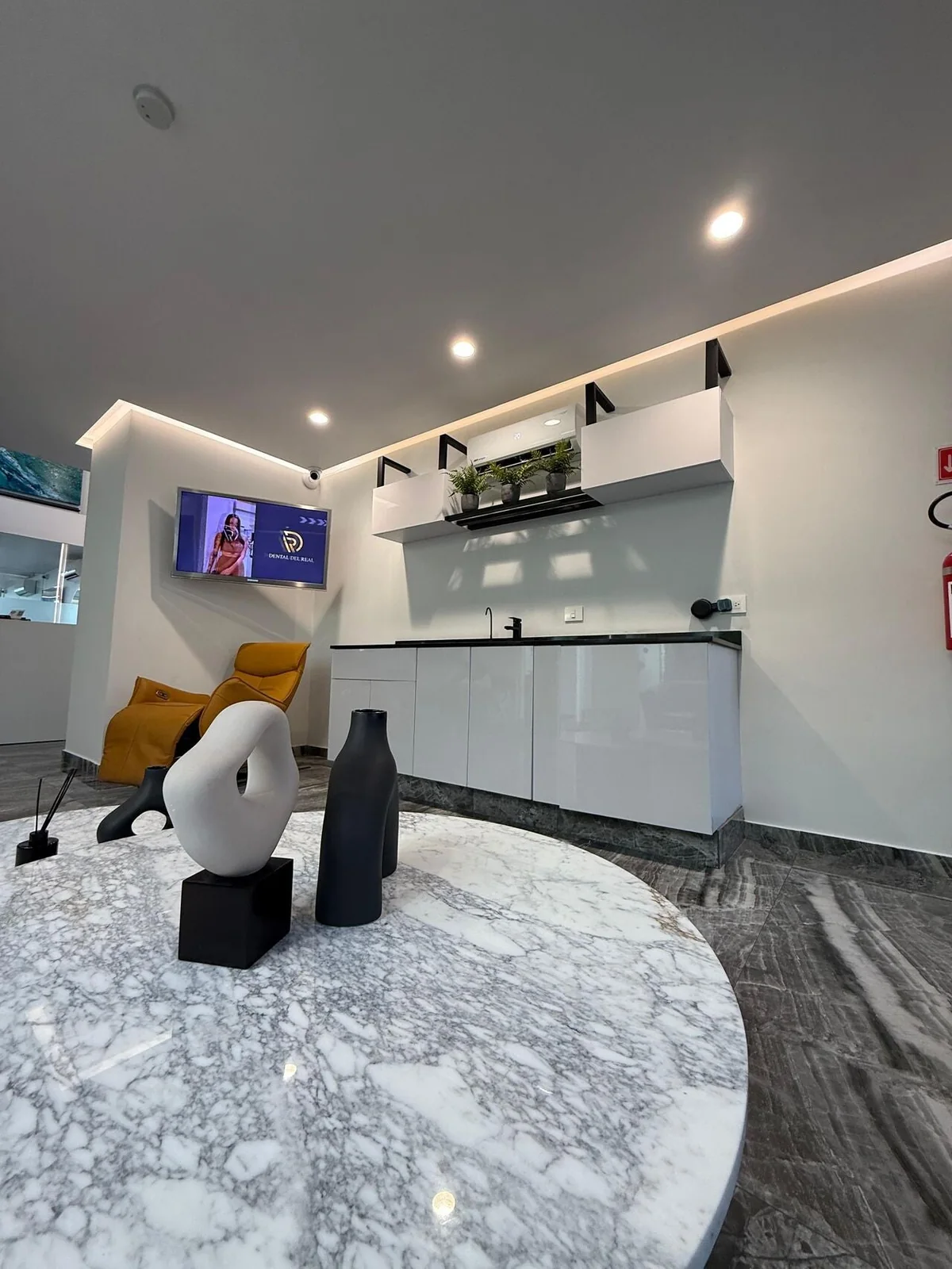 Lounge and reception area