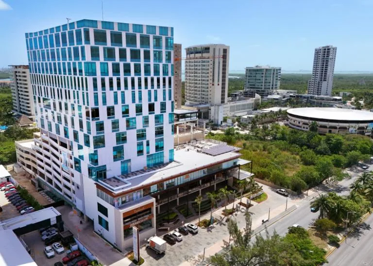 Sani Dental Group Cancun