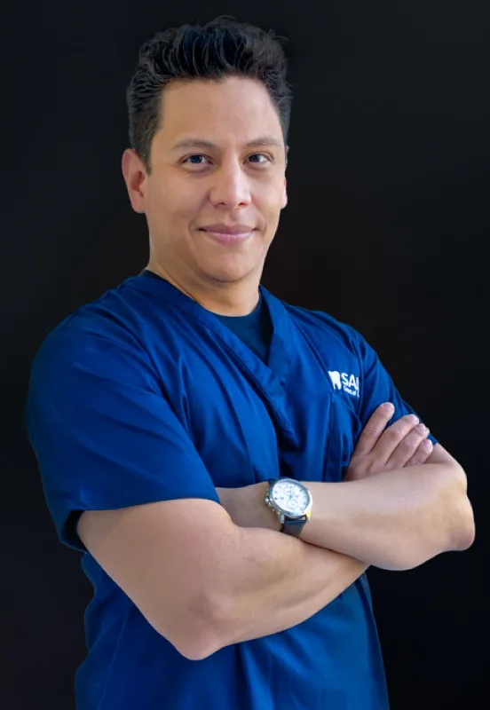 D.D.S. Nestor Oliver Herrera Salguero