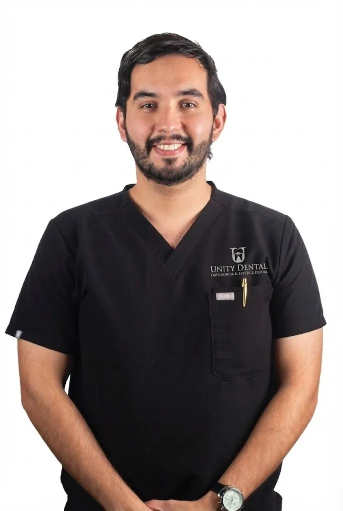 Dr. Oscar Hernández